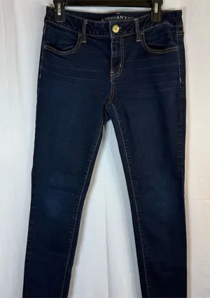 American Eagle Outfitters Jeans Womens 10 Blue Dark Wash Mid Rise Skinny thumbnail 1
