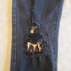 Judy Blue 7/28 Leopard Patch Black High Rise Ripped Skinny Jeans JB82168BK thumbnail 7