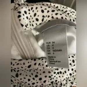 H&M Polka Dot/Speckled Maxi Skirt - black&white size 4 thumbnail 3