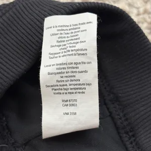 Alo Yoga Ribbed V Neck Sports Bra Women XS Black Wrap Back Activewear Athleisure thumbnail 7