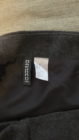 H&M Skirt thumbnail 3