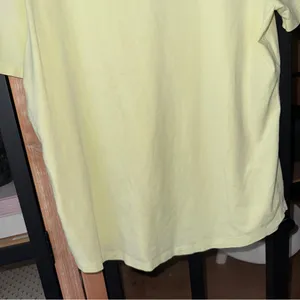 Lululemon Love Crew III tee short sleeve neck Lemon butter pastel Pima cotton thumbnail 6