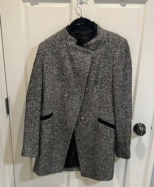 Zara Women's Black and White Tweed Coat thumbnail 1