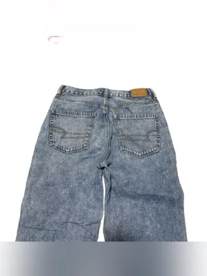 American Eagle Mom Jean Women's 2 Denim Raw Hem Straight Leg Light Wash Casual thumbnail 7