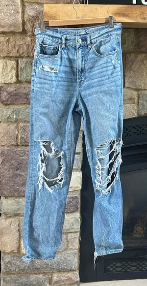 American Eagle Outfitters Jeans thumbnail 1