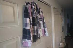 Victoria's Secret plaid flannel path quilt pajamas sleep shirt with pocket in light pink, dark pink and black size small. thumbnail 7