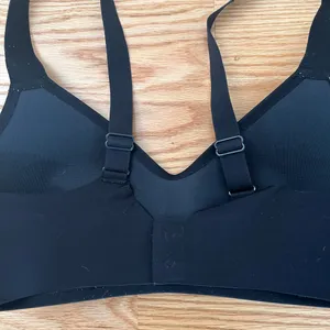 Lululemon bra thumbnail 2
