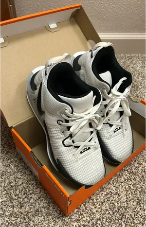 Nike Zoom Rival Multi basketball shoes thumbnail 3