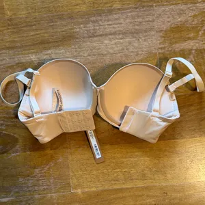 SKIMS Cream Padded Bra thumbnail 3