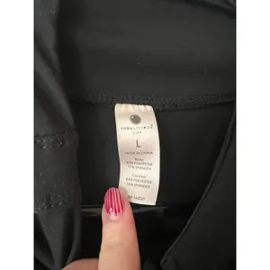 Yogalicious Black Contour Performance Zip-Up Jacket Thumbholes thumbnail 3