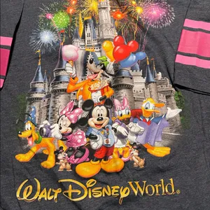 Walt Disney t-shirt sz M thumbnail 2