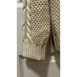 L L Bean Chunky Cable Knit Sweater Cream 3 Button Shoulder Cozycore Size Med. thumbnail 5