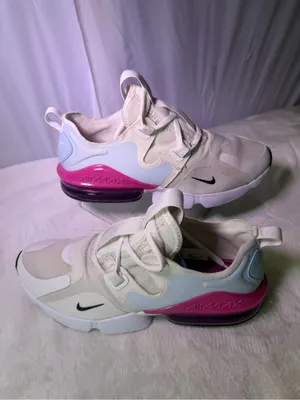 Nike Women’s Air Max White Blue Pink Sneakers thumbnail 4