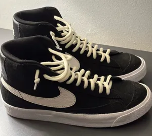 Nike black high tops woman’s size 5.5 thumbnail 1