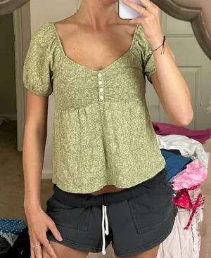 Green Top thumbnail 1