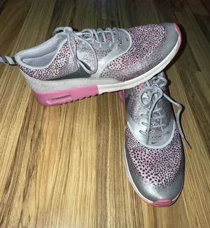 Nike Women‎ Air Max Thea Gray Pink Running Training Shoes 599408-005 Sz 8.5 thumbnail 1