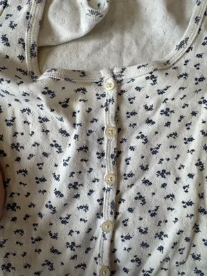 Brandy Melville Button-Up Top thumbnail 2