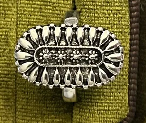 Boho/Chic Silver Oval Flower Design Stainless Steel Silver Statement Ring Size 6 thumbnail 1