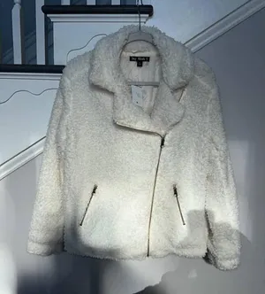 NWT Say What ? Fuzzy Ivory Sherpa Moto Jacket With Gold Zipper Size Small thumbnail 2