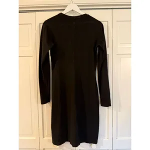 Patagonia organic cotton black long sleeve dress size m thumbnail 8