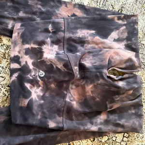 Lululemon Leggings thumbnail 2