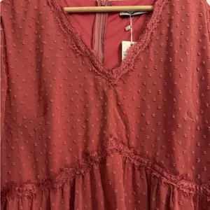 Dark pink long sleeve chiffon textured lace detail midi dress flirty Valentine thumbnail 3