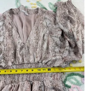 FATE Snake Print V Neck‎ Long Sleeve Smocked Waist Mini Dress Women's Size L thumbnail 5