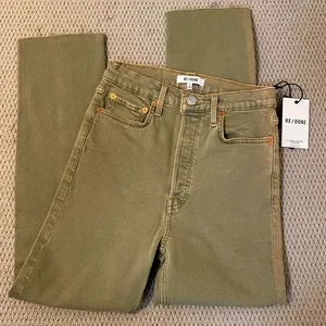 Re/Done NWT 70’s ultra high rise stove pipe raw hem size 26 crop green sage thumbnail 1