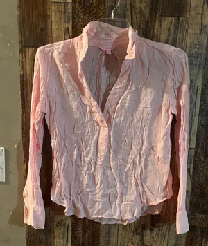 Lilly Pulitzer women long sleeve Women's Button-Up Top size small (112) thumbnail 2