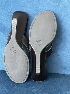 ZARA Black Thong Heeled Sandals Women's Size 7.5 thumbnail 6