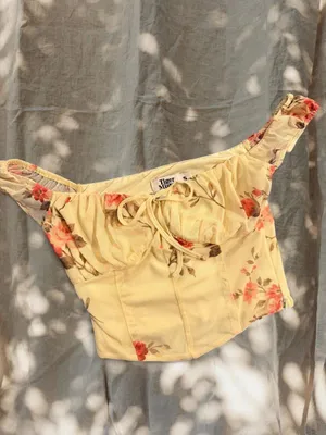 Tiger Mist Feyra Top Floral Crop Small thumbnail 7