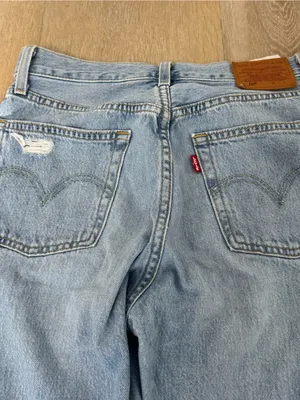 Levi’s Light Blue Distressed Straight-Leg Jeans thumbnail 7