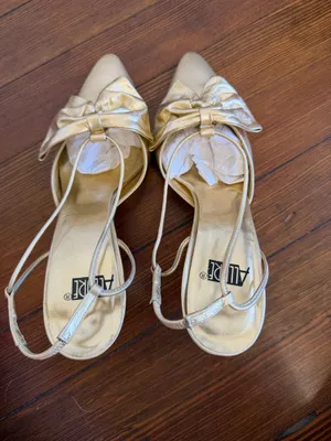 Allure Vintage Strappy Gold Slingback Heels Bow Size 7 thumbnail 3
