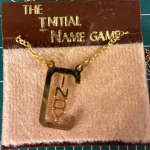 The Initial Name Game CINDY Pendant Necklace Gold Tone Suspended Letter C thumbnail 1