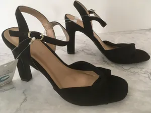 Black Heels, Size 6 thumbnail 3