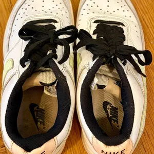 Nike Court Vision Low Women's White Barely Volt Sneakers Trainers Streetwear 7 thumbnail 6