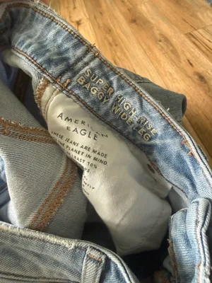 american eagle jeans high rise baggy wide leg thumbnail 4