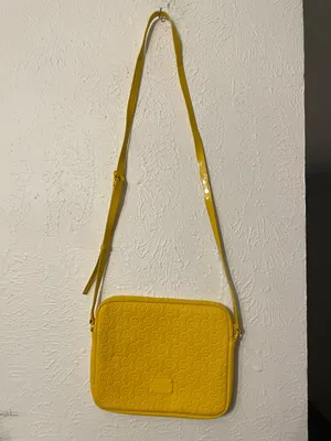 Michael Kors Neoprene Tablet Case Yellow Quilted MK Crossbody Shoulder Bag thumbnail 2