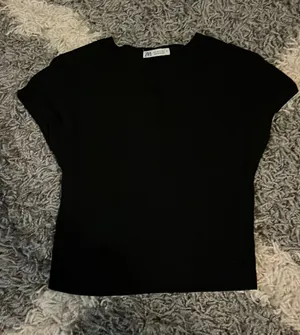 ZARA Top thumbnail 1