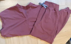 FIGS Scrubs Set thumbnail 1