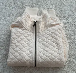 DSG Women's Cream Quilted 1/2 Zip Pullover Sz M Classic Athleisure Sporty Casual thumbnail 1