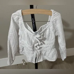 Old Navy White Textured Blouse thumbnail 3