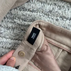 Khaki Express cropped blazer co-ord set (altered for petite height) thumbnail 8