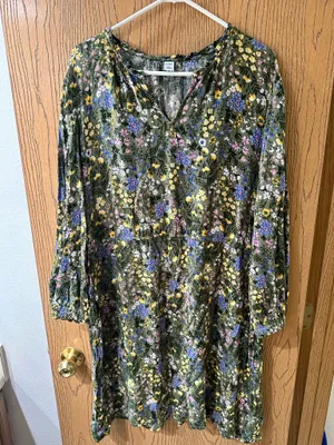 Floral Old Navy Navy Dress thumbnail 1