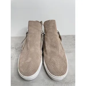 Steve Madden Sneaker Size 5.5‎ Tan Leather Upper Rubber Sole thumbnail 4