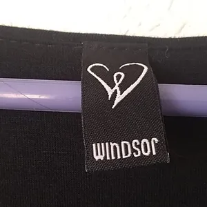 FINAL MARKDOWN Windsor Black Pleated LS Top (L) thumbnail 3