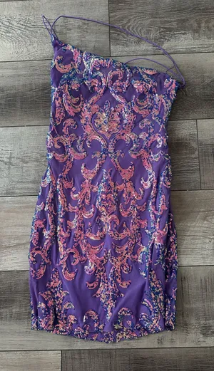 Homecoming Dress Windsor thumbnail 1