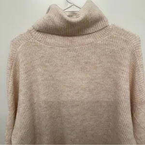 Aspen Wool Blend Light Pink Turtleneck Sweater Size L thumbnail 5