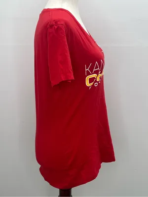 NFL Apparel Kansas City Chiefs Women’s Red V-Neck Graphic T-Shirt Medium thumbnail 5