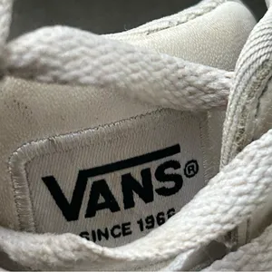 Vans Women's White Sneakers 6.5 thumbnail 8
